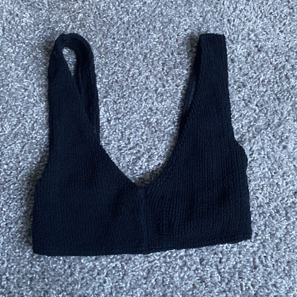 Black bikini top